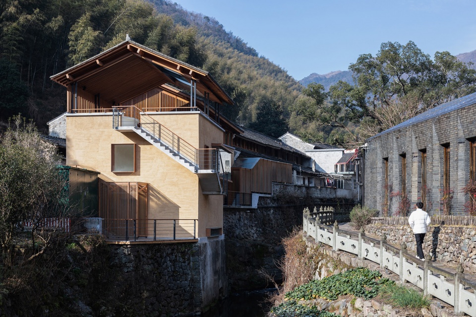 Riverside Restaurant adapted from the power station Qixiakeng Village Fenghua by Shulin Architecture Firm