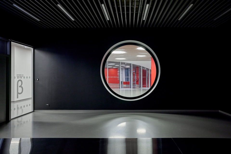 VIZIUM Science and Innovation Centre by Audrius Ambrasas Architects