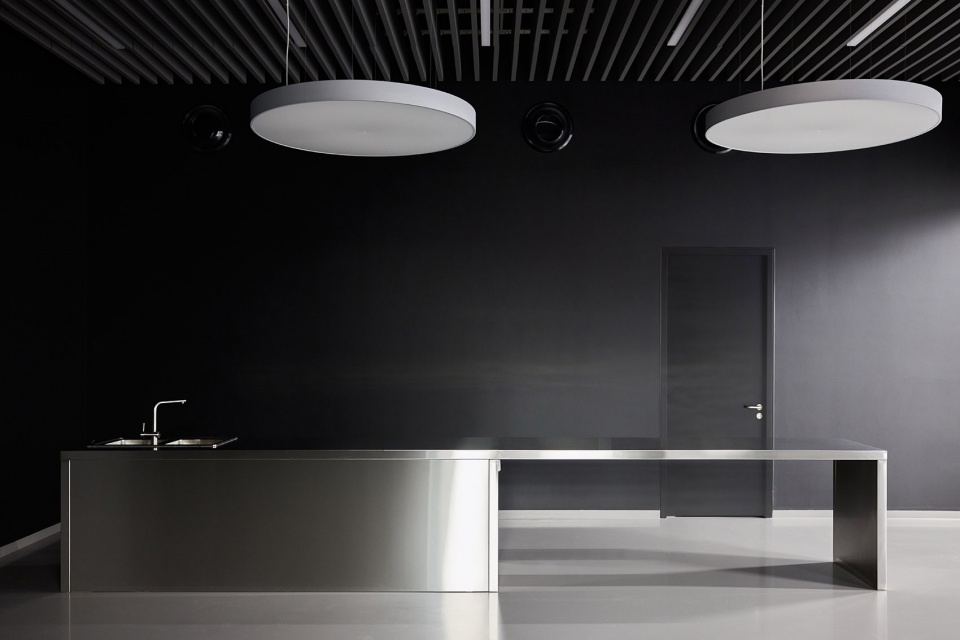 VIZIUM Science and Innovation Centre by Audrius Ambrasas Architects