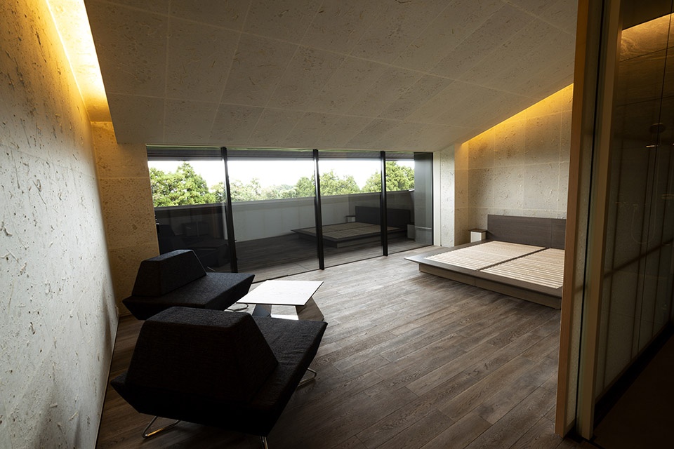 KURA by Kengo Kuma and Associates