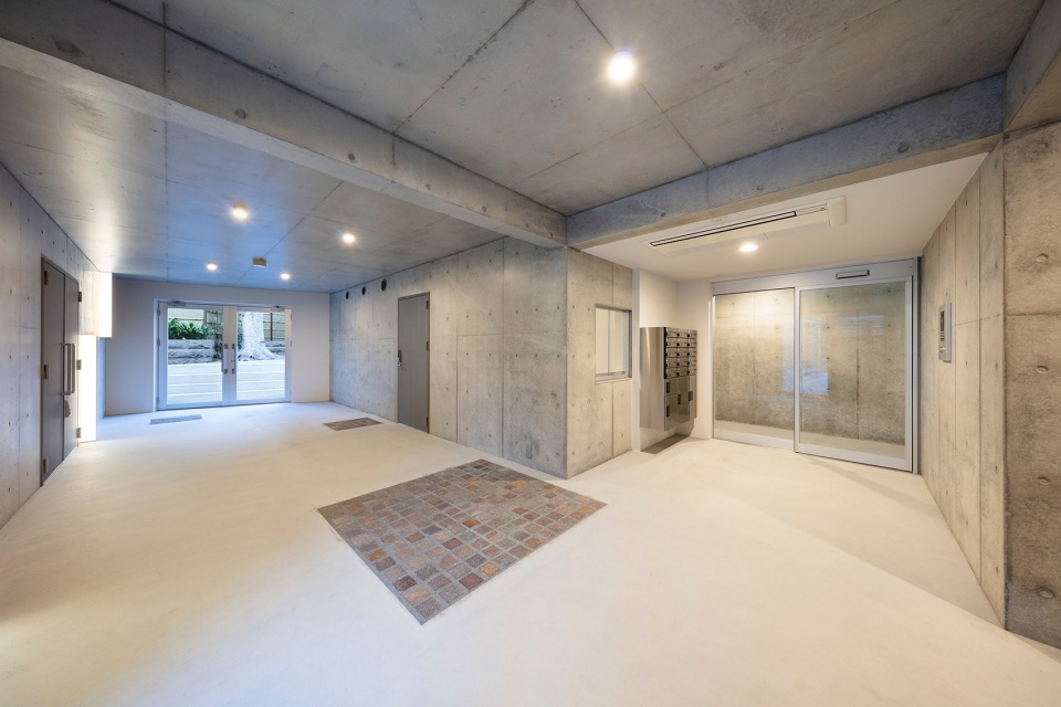 Ideareve Ikegami by Ryuichi Sasaki Architecture