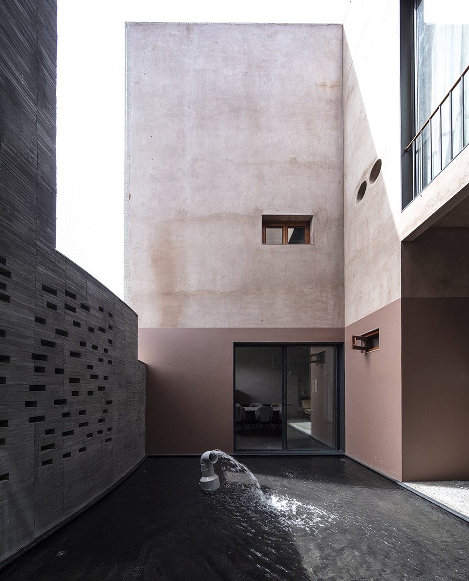 Cool House by Samira Rathod Design Atelier