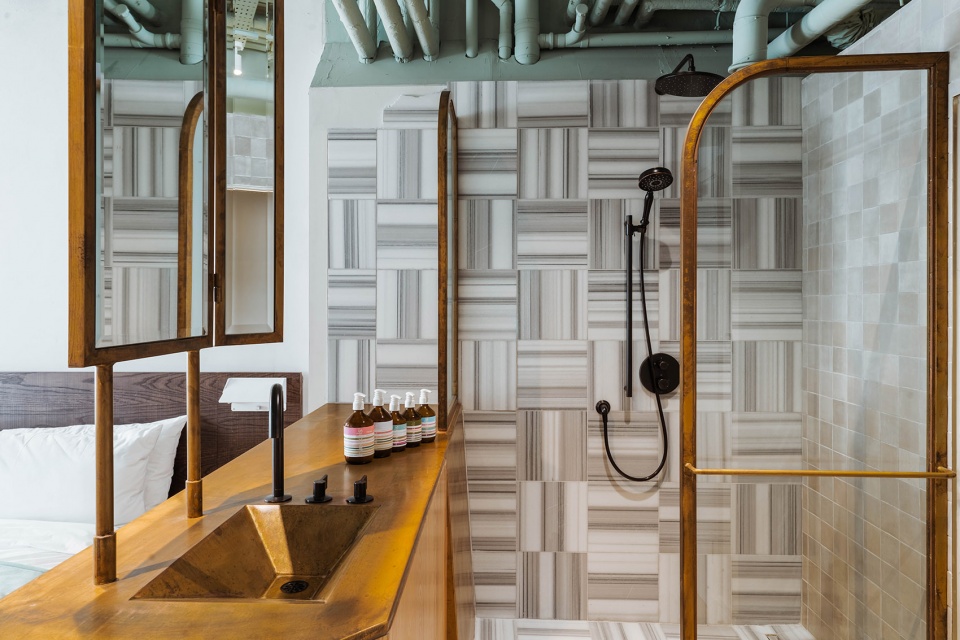 The Alan Hotel by Red Deer