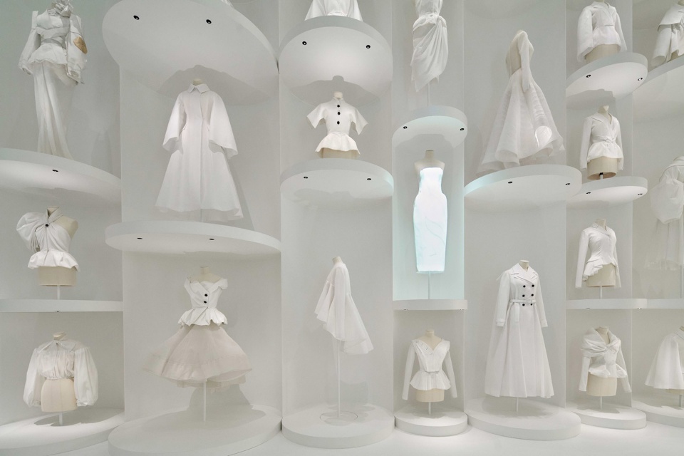 Christian Dior Designer Of Dreams by OMA Shohei Shigematsu