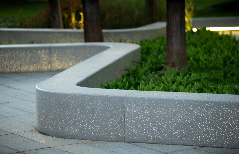 Yichang Yunji Park HID