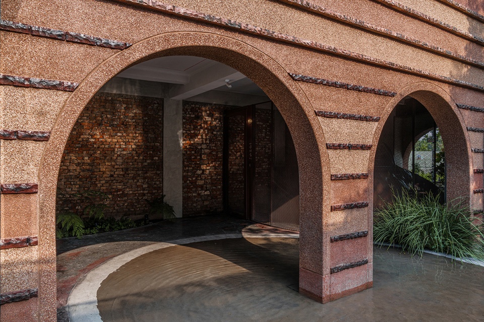 51 voids of de hostel by studio apl