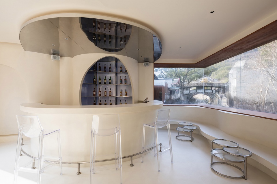Riverside Restaurant adapted from the power station Qixiakeng Village Fenghua by Shulin Architecture Firm