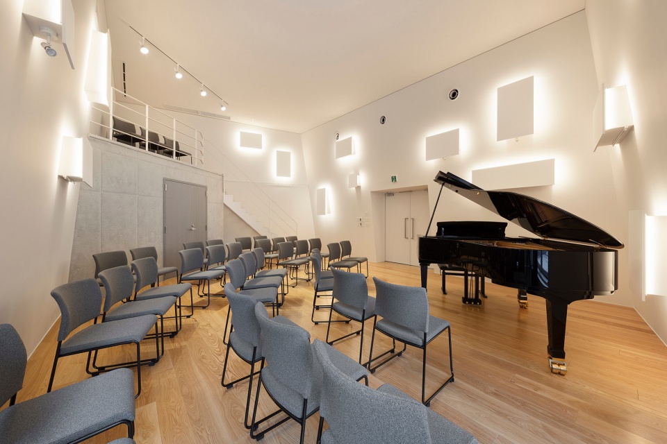 Ideareve Ikegami by Ryuichi Sasaki Architecture