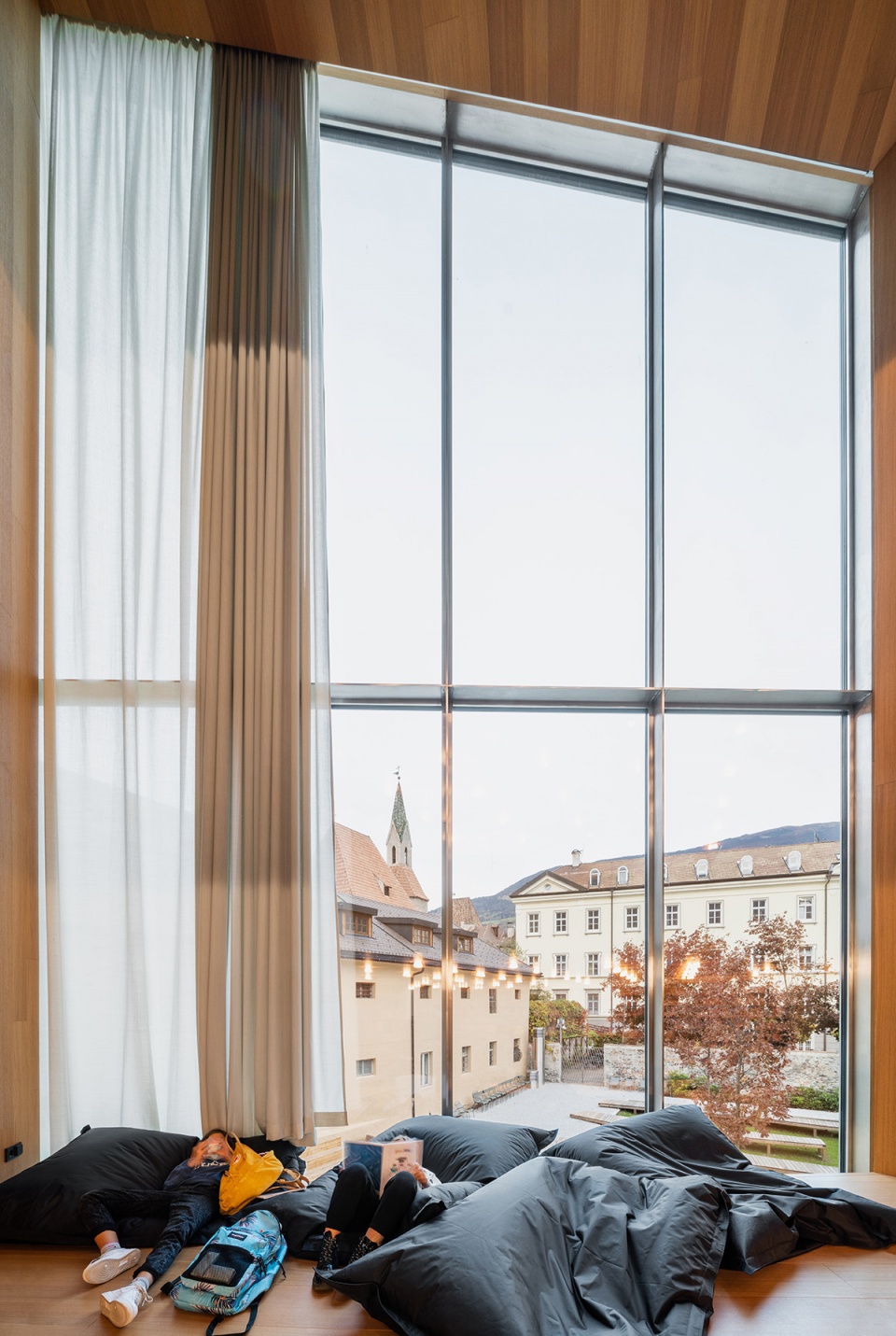 new brixen public library by carlana mezzalira pentimalli
