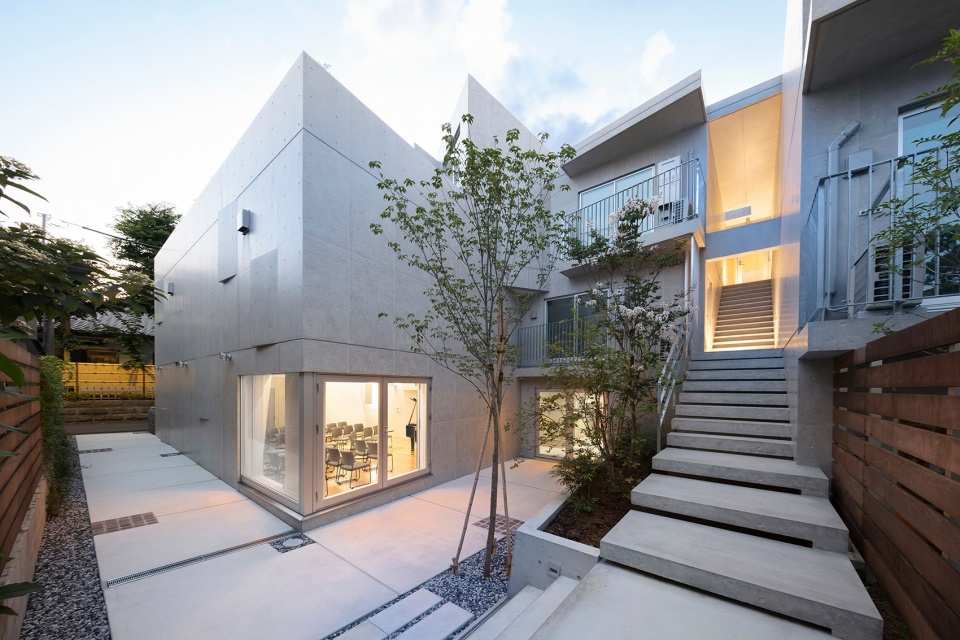 Ideareve Ikegami by Ryuichi Sasaki Architecture
