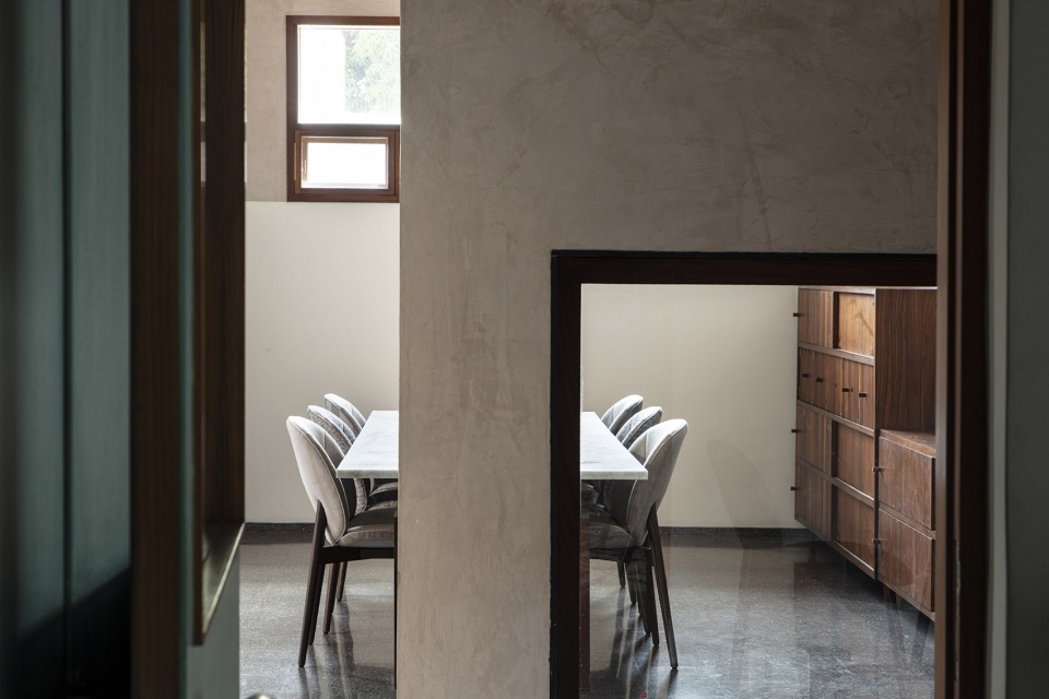 Cool House by Samira Rathod Design Atelier