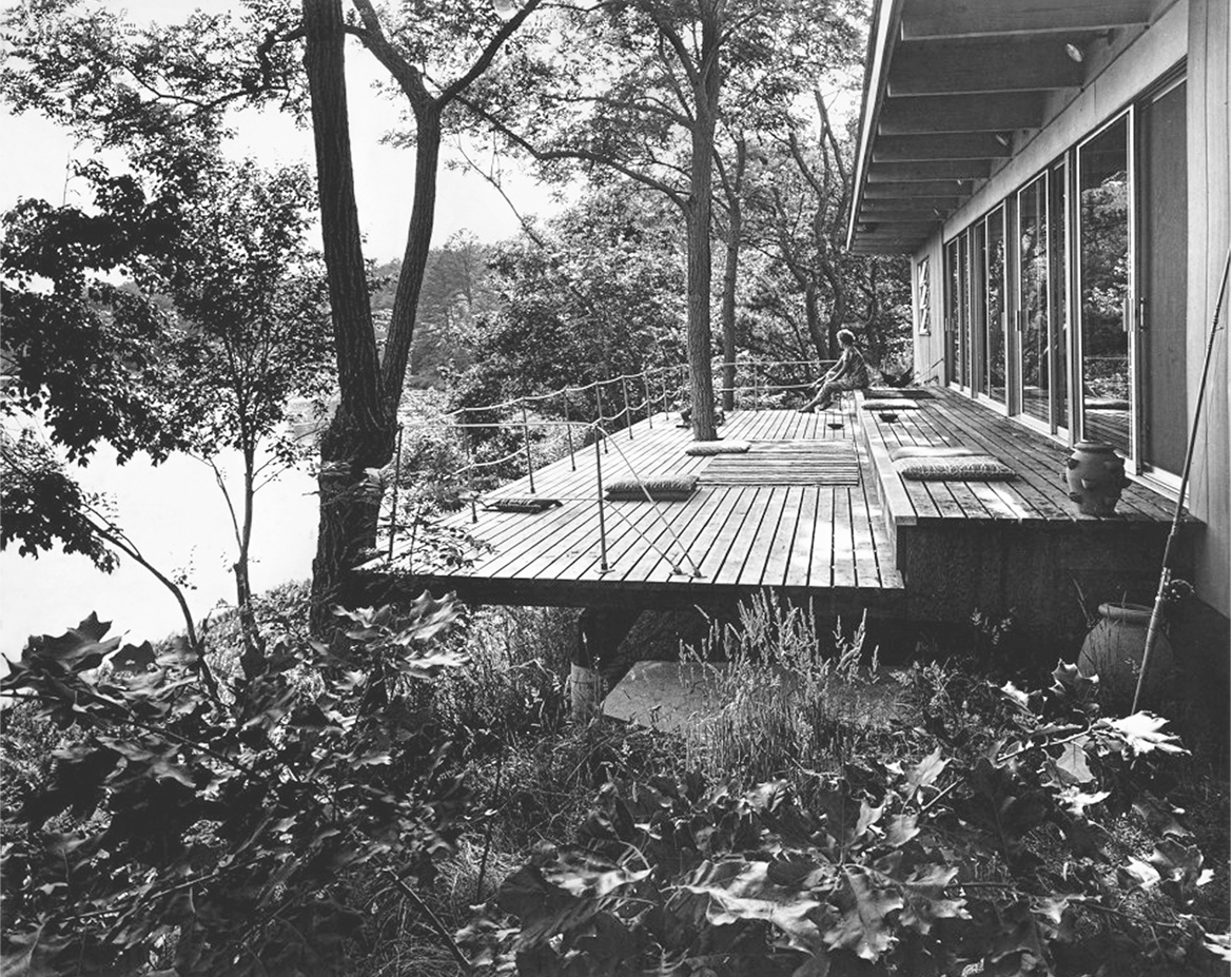 2021 ASLA RESIDENTIAL DESIGN AWARD OF HONOR Pond House / LeBlanc Jones