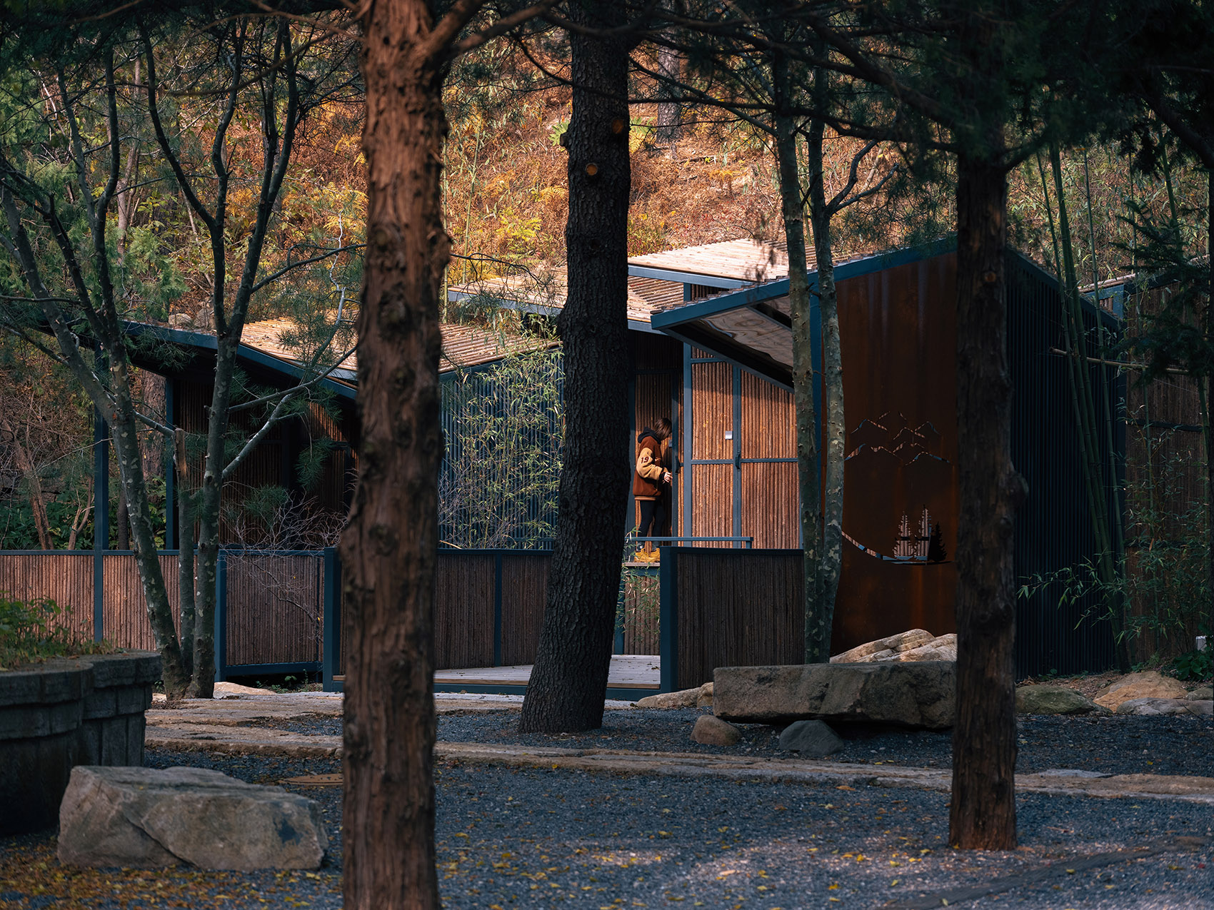 the-creek-restroom-by-atelier-scale