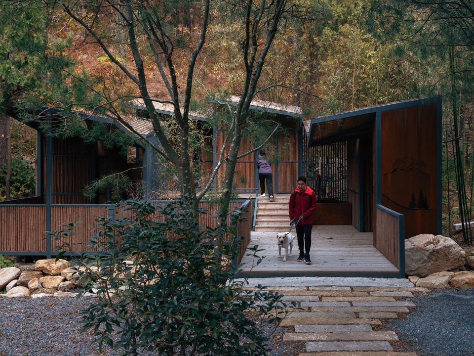 creek restroom by atelier scale