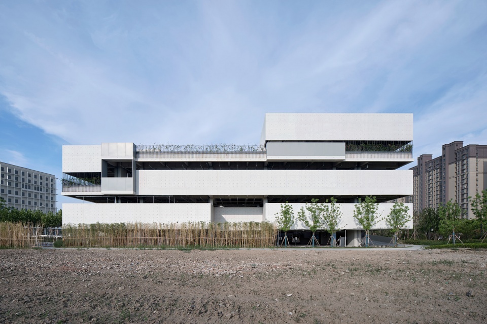 fengxian 37a 03a plot parking garage by original design studio tjad