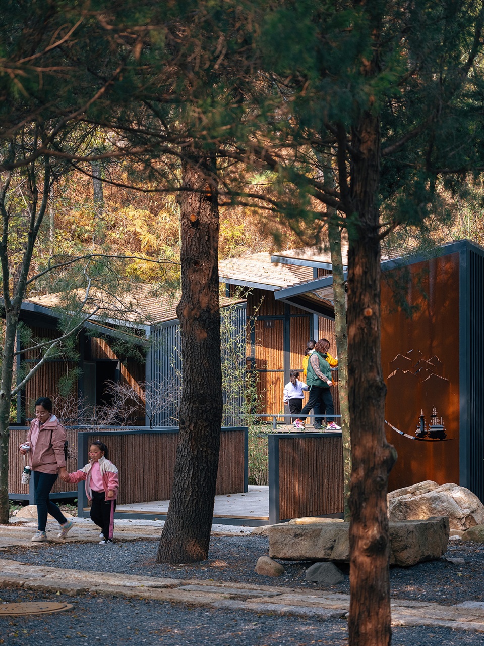 creek restroom by atelier scale