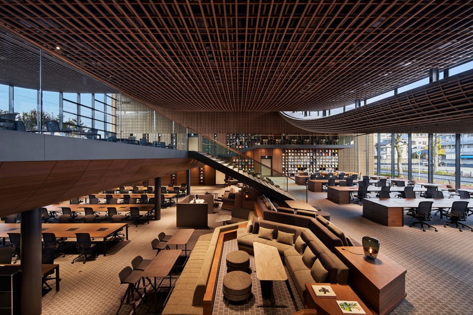 the office inspired by woven fabrics by hiroshi nakamura nap takenaka corporation