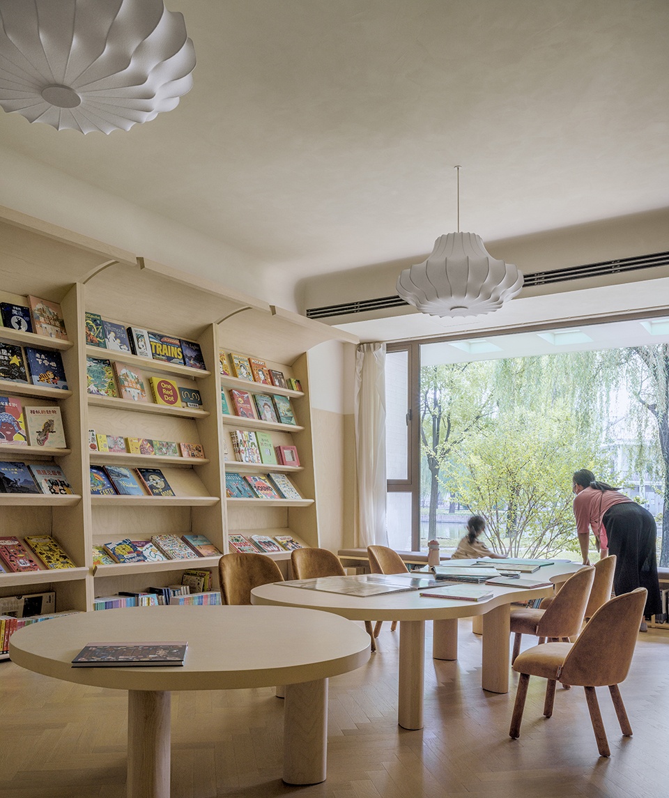 Juanzong Bookstore and Yishan Books in Shunyi Beijing by genarchitects