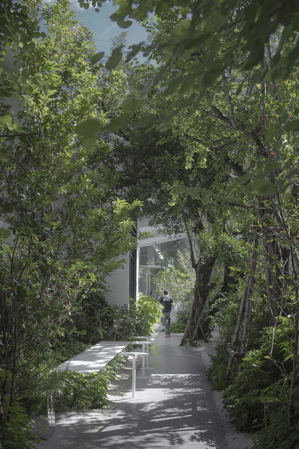 NANA Coffee Roasters Bangna by IDIN Architects