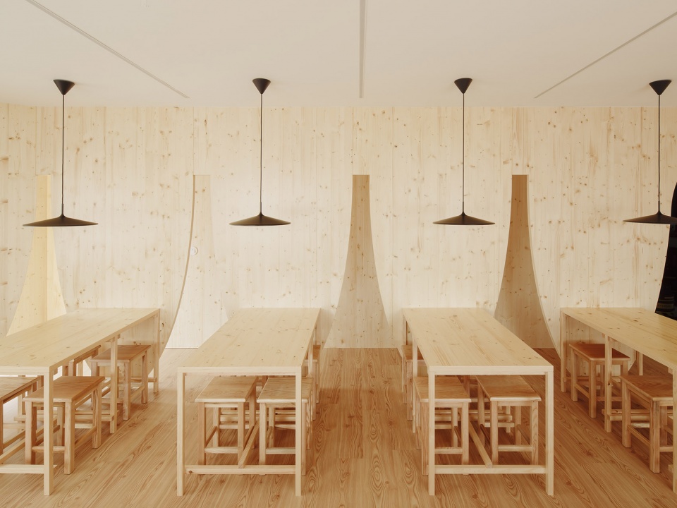 tarouca gastro bar by bruno dias arquitectura