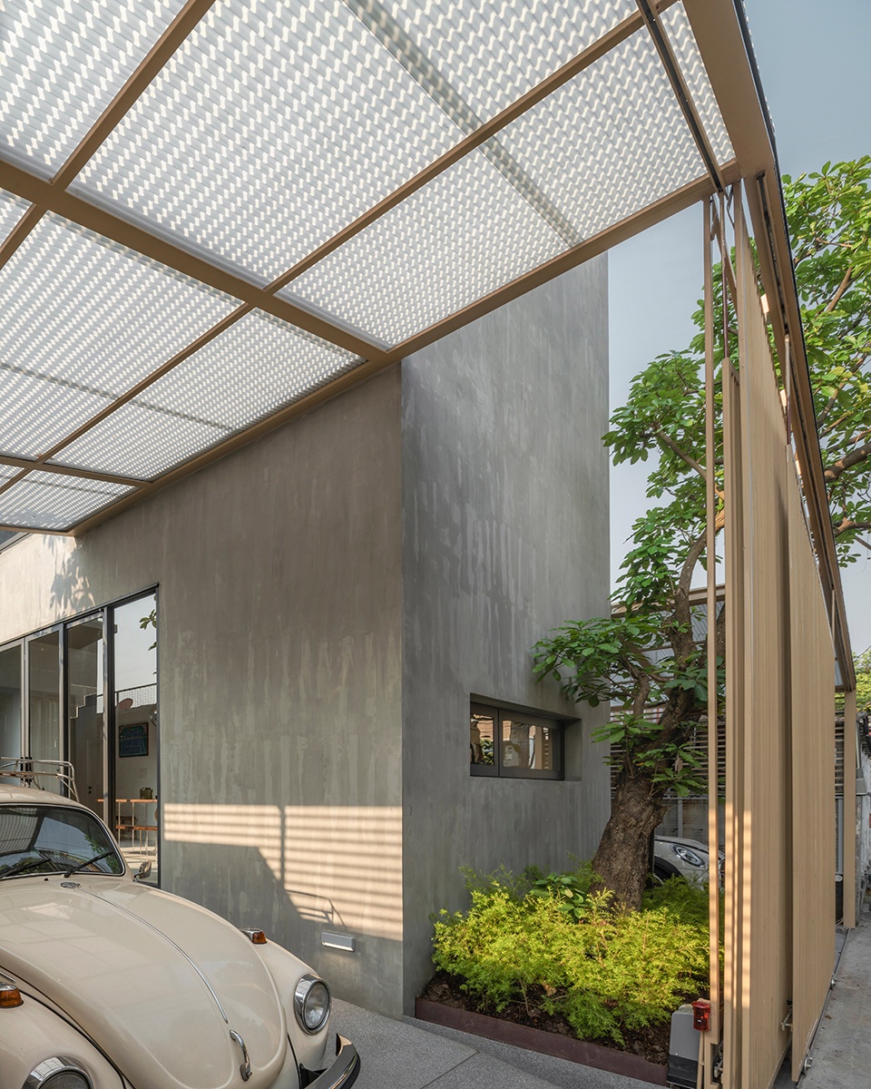 Reflection house by AUN Design Studio