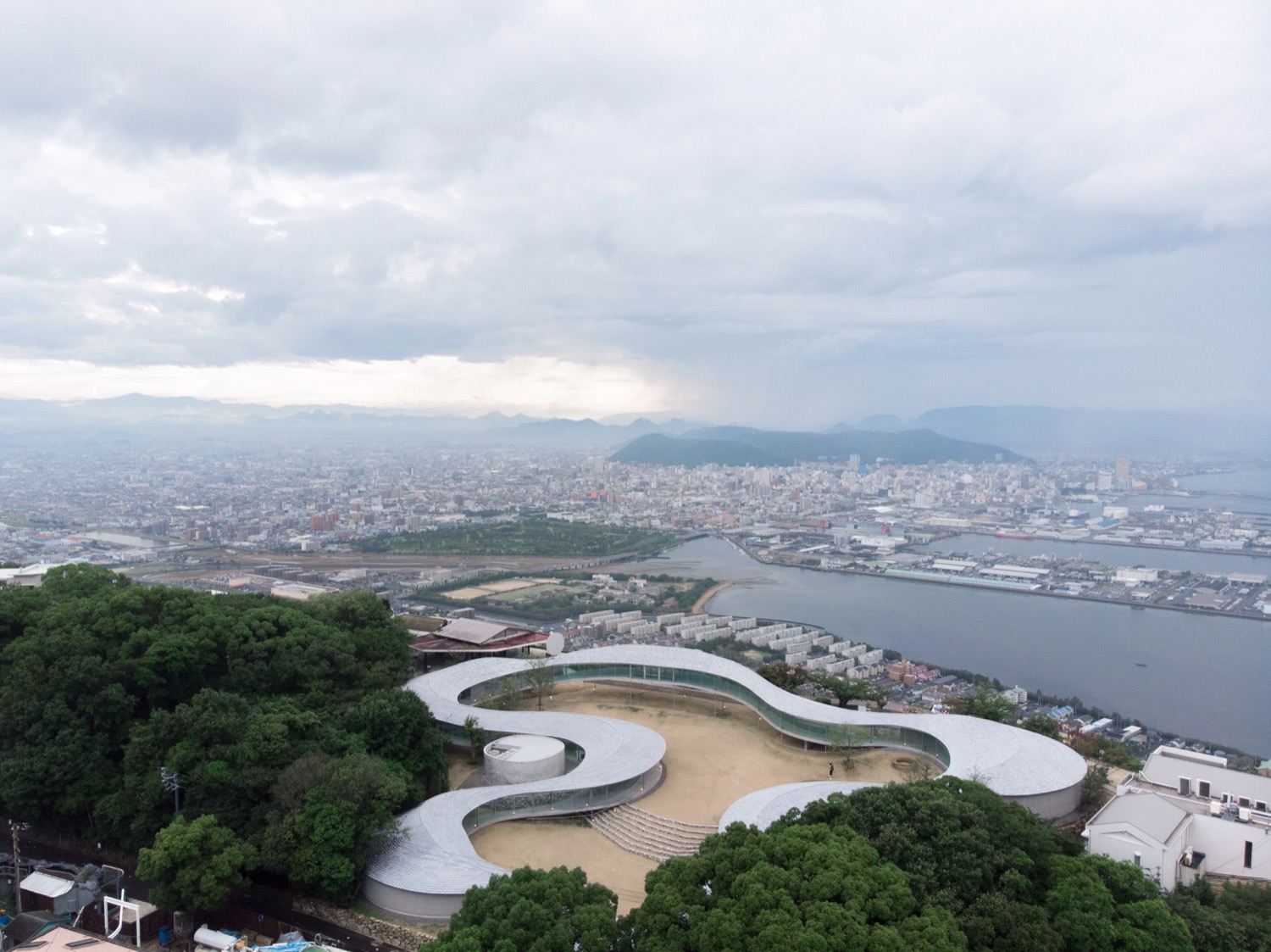 Yashima Mountaintop Park by SUO Style A