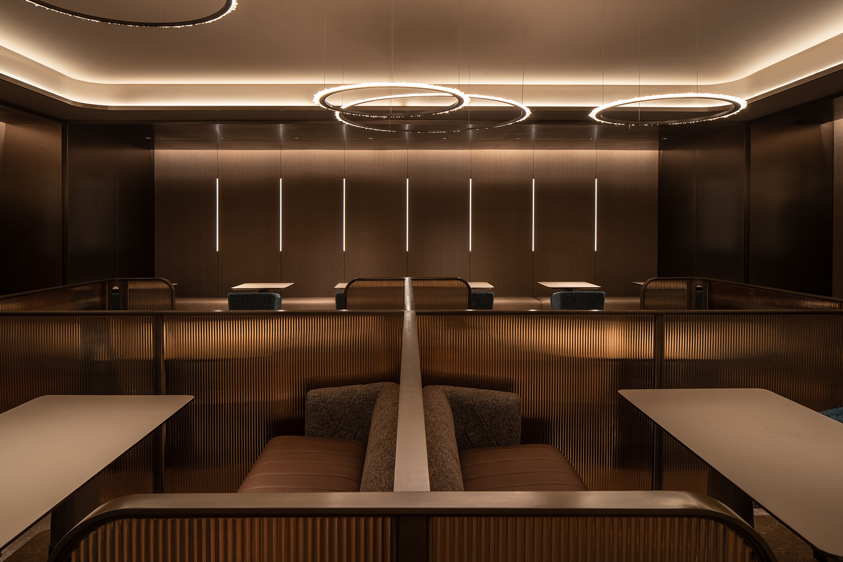Crystal Orange Hotel Shanghai Pudong Lujiazui by Vermilion Zhou Design ...