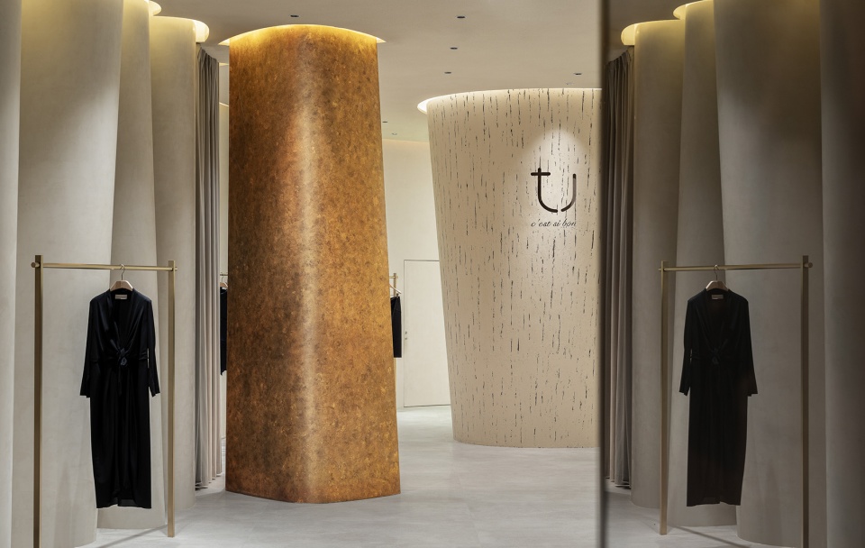 TU Crystal Plaza Store Shanghai by Tens Atelier