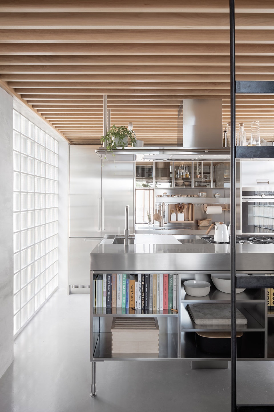 casa bottega by chris briffa architects