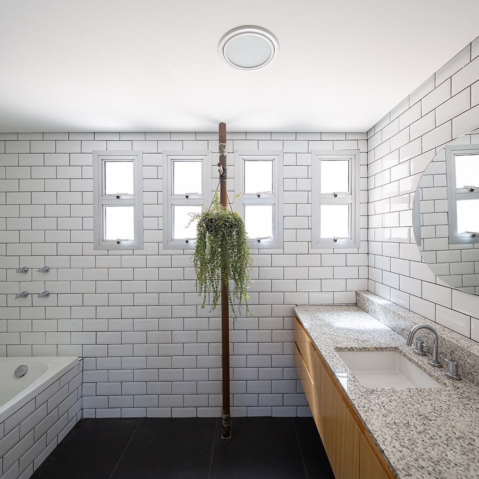 Um apartamento na Mooca by Firma Arquitetura Bruno Kim Arquitetura 6sy
