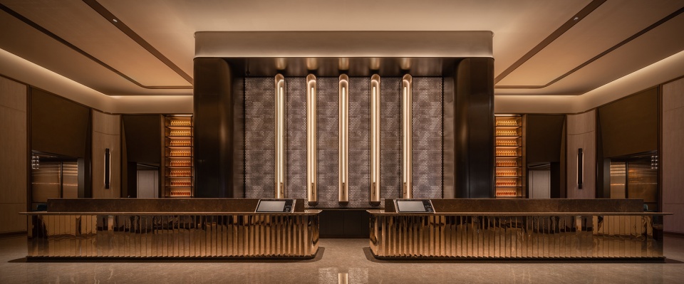 Crystal Orange Hotel Shanghai Pudong Lujiazui by Vermilion Zhou Design Group