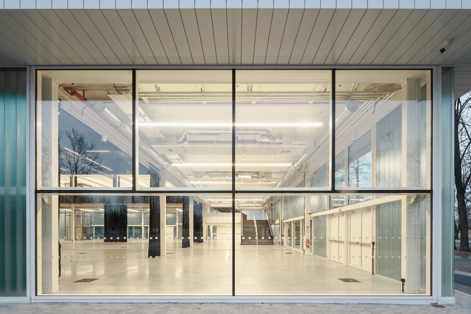 Pavilion Z by A8000