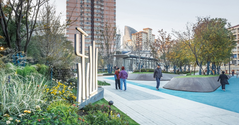 leshan pocket park shanghai by viascape design.