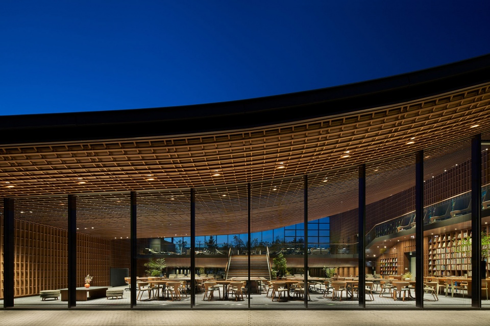the office inspired by woven fabrics by hiroshi nakamura nap takenaka corporation