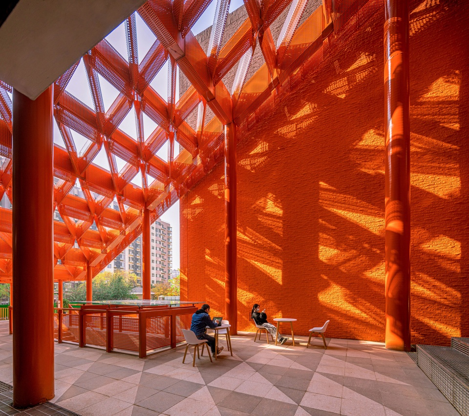 home office tower by peoples architecture office