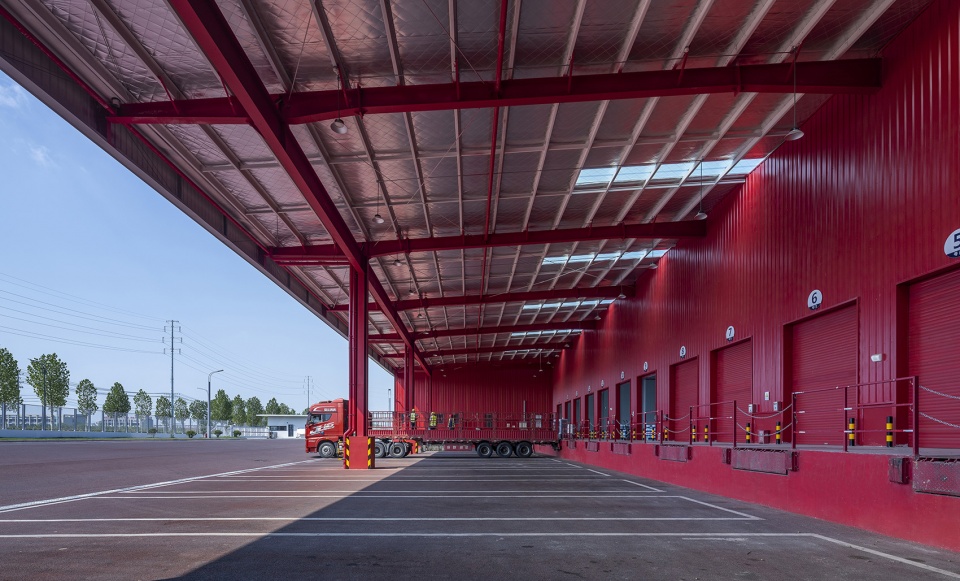 Carpoly Industrial Complex China by Interval Architects