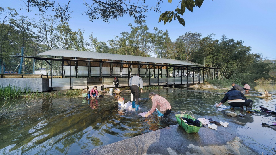 upgrading and renovation of public waterfront space in niujiaochong village huoshan county anhui province by fu yingbin