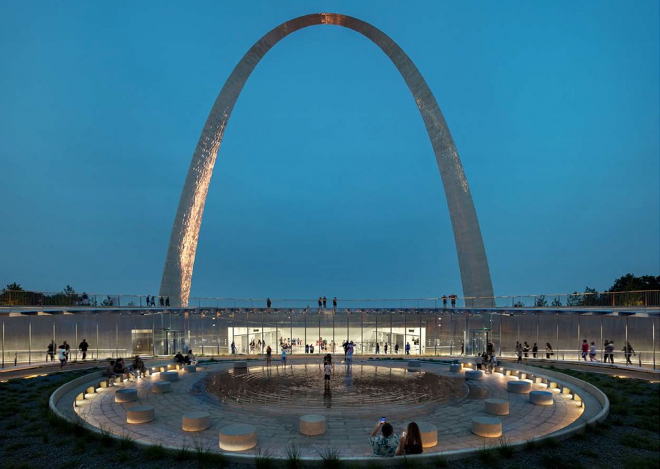 2021 asla urban design award of honor the cityarchriver project michael van valkenburgh associates