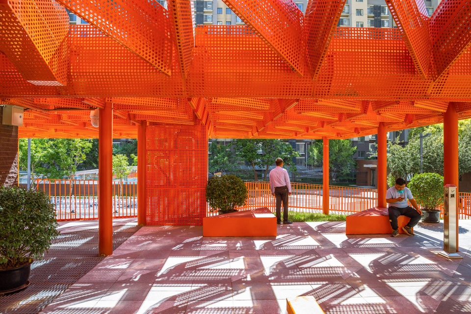home office tower by peoples architecture office