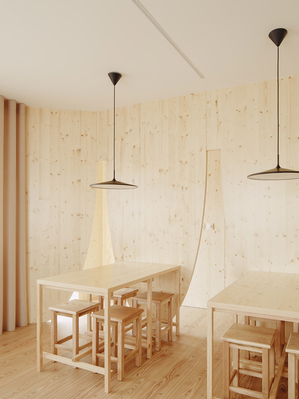 tarouca gastro bar by bruno dias arquitectura