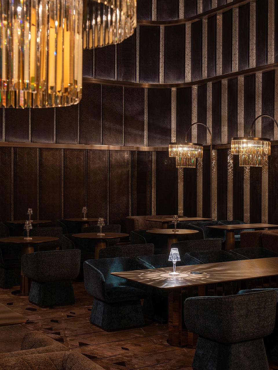 Crystal Orange Hotel Shanghai Pudong Lujiazui by Vermilion Zhou Design Group