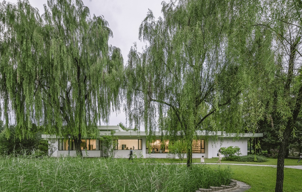Juanzong Bookstore and Yishan Books in Shunyi Beijing by genarchitects