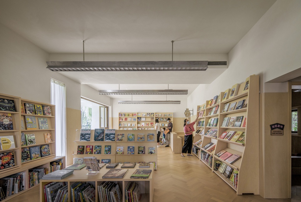 Juanzong Bookstore and Yishan Books in Shunyi Beijing by genarchitects