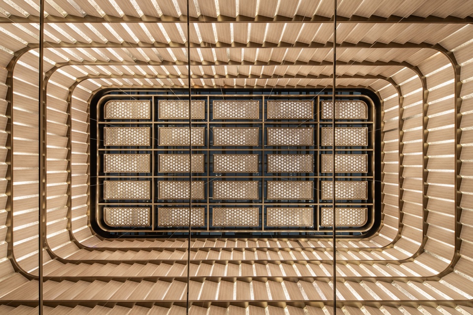 Crystal Orange Hotel Shanghai Pudong Lujiazui by Vermilion Zhou Design Group