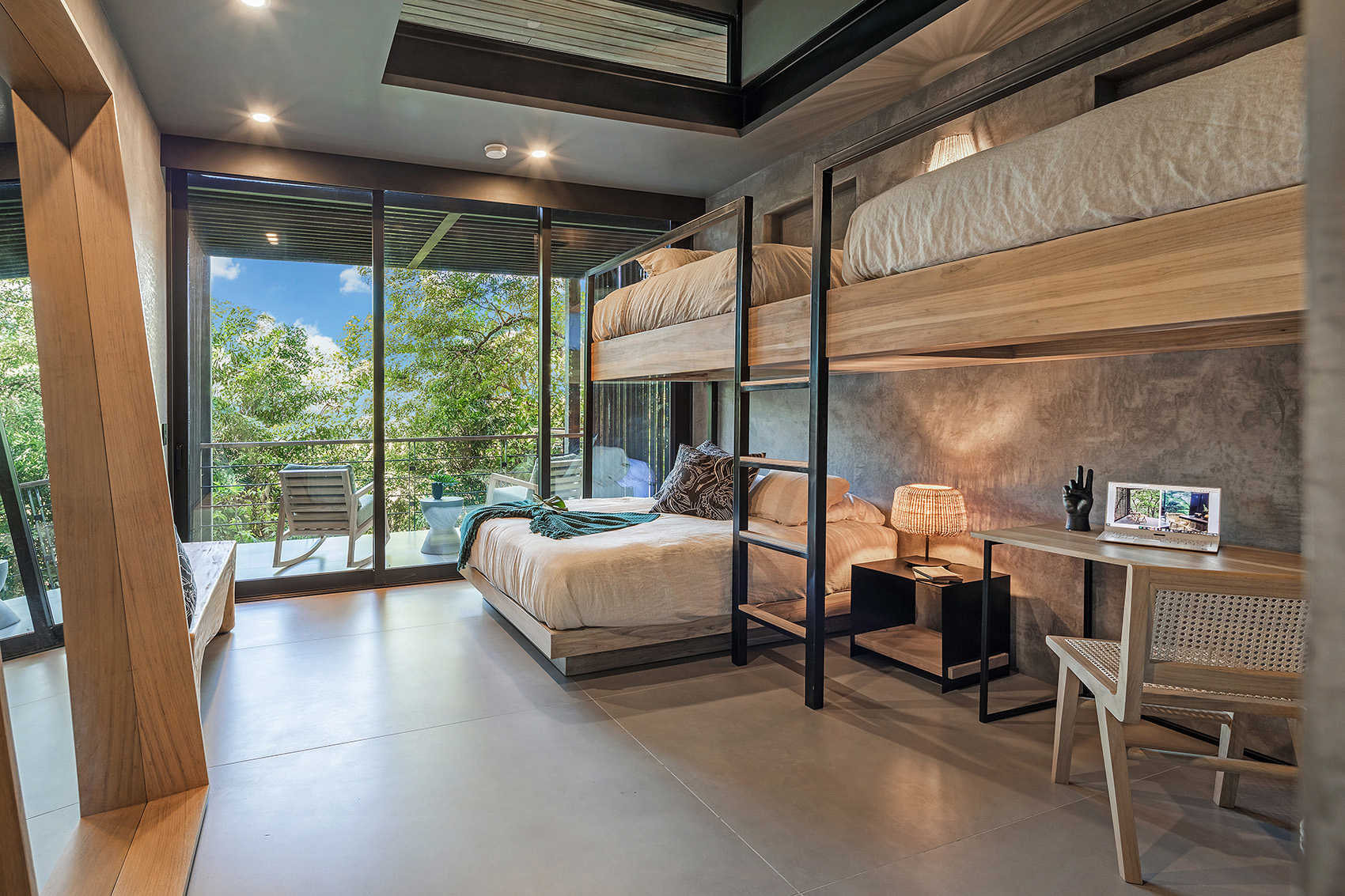 Raintree House by Studio Saxe - 谷德设计网