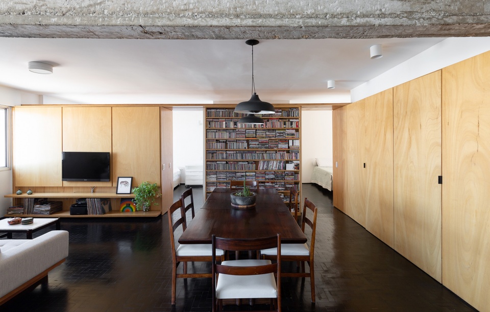 Um apartamento na Mooca by Firma Arquitetura Bruno Kim Arquitetura