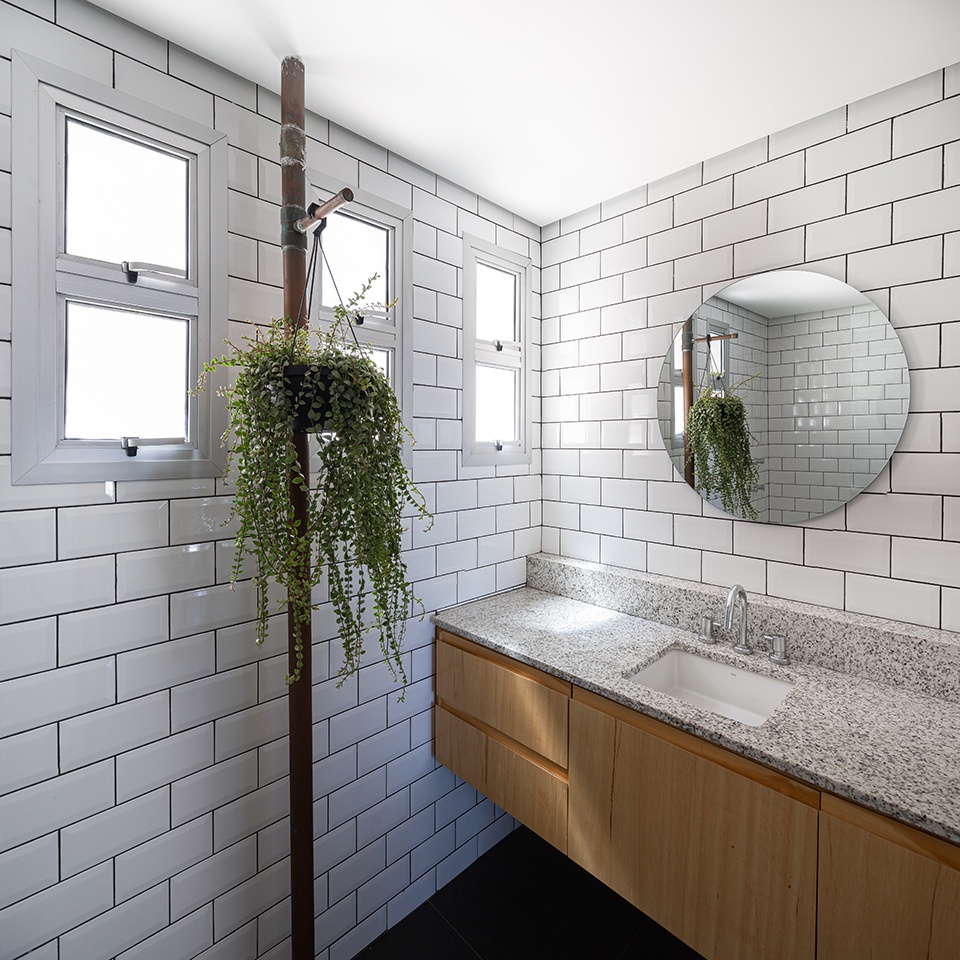 Um apartamento na Mooca by Firma Arquitetura Bruno Kim Arquitetura