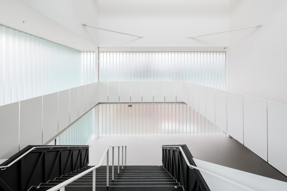 Pavilion Z by A8000