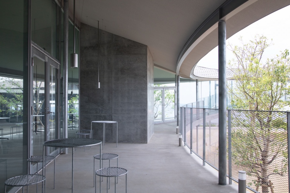 Yashima Mountaintop Park by SUO Style A