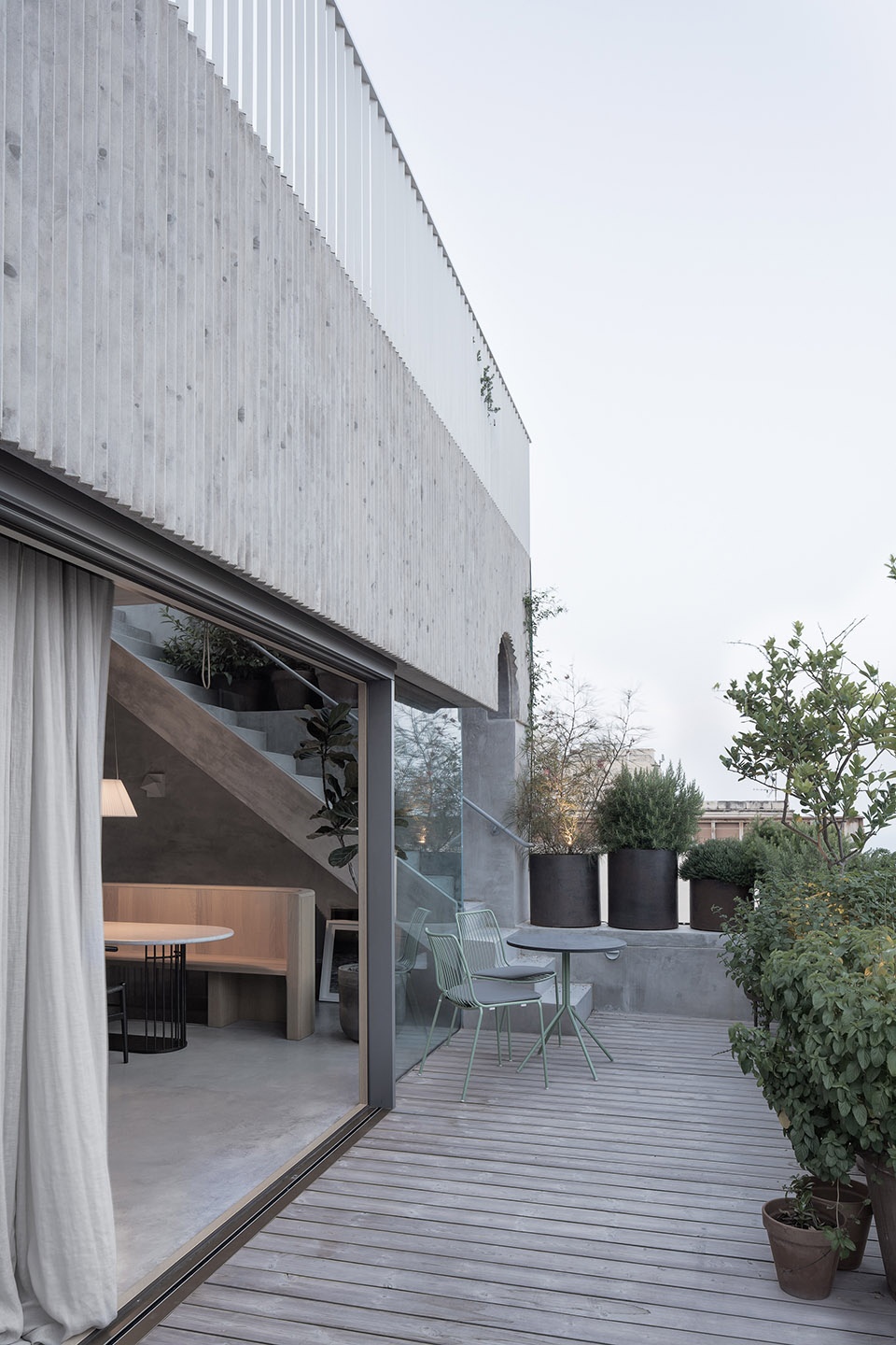 casa bottega by chris briffa architects